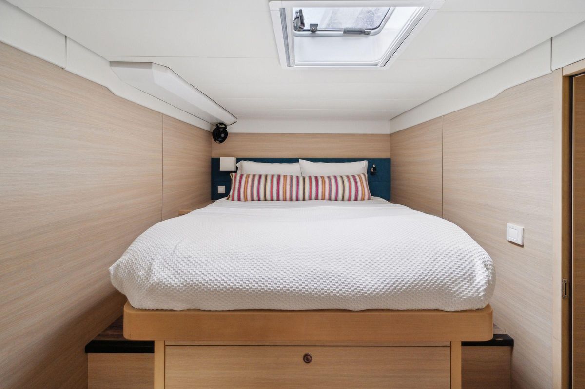 2014 Lagoon 62 