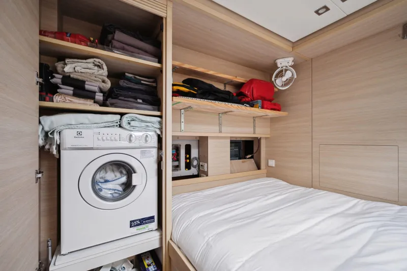 Nomada Yacht Photos Pics 