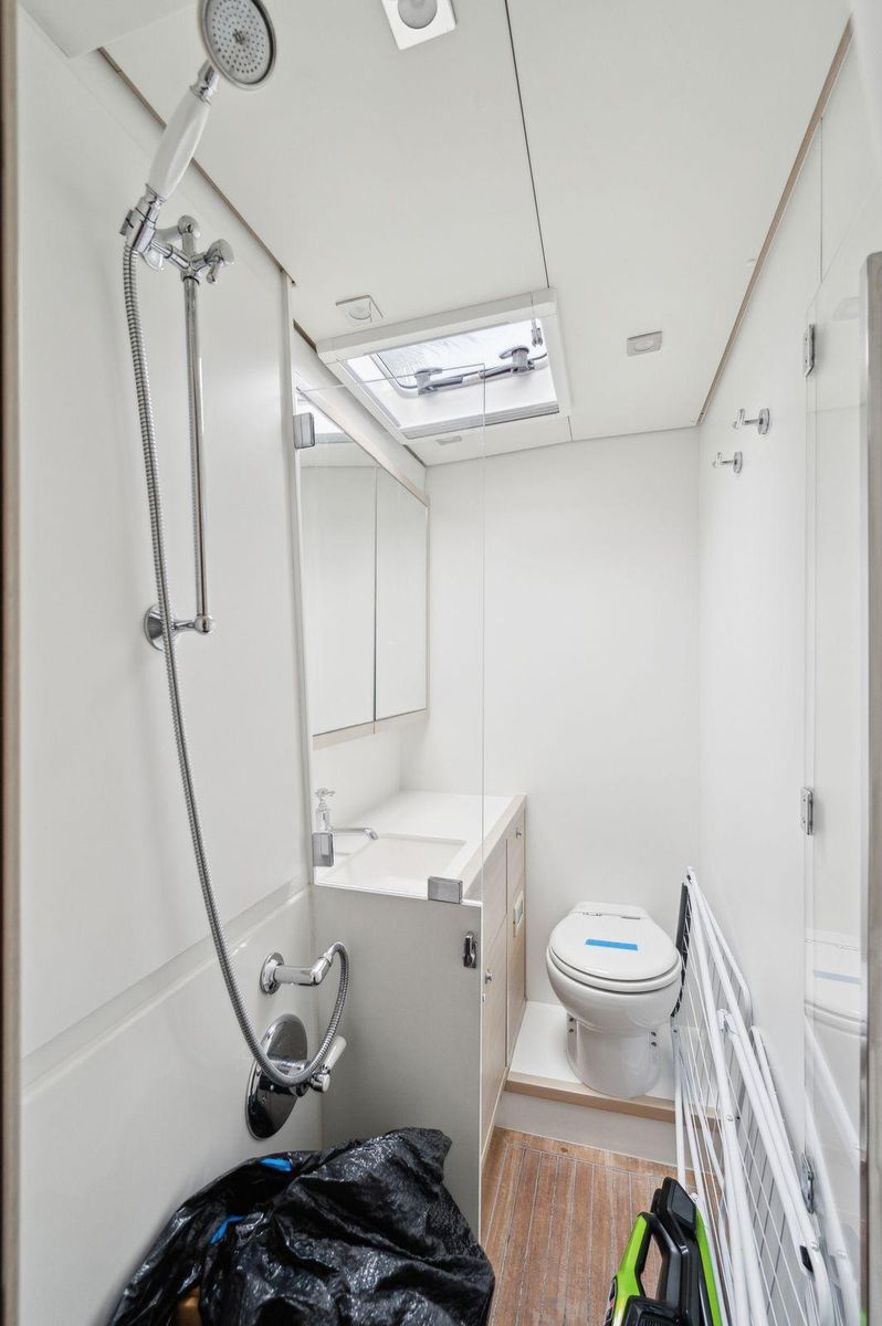 2014 Lagoon 62 