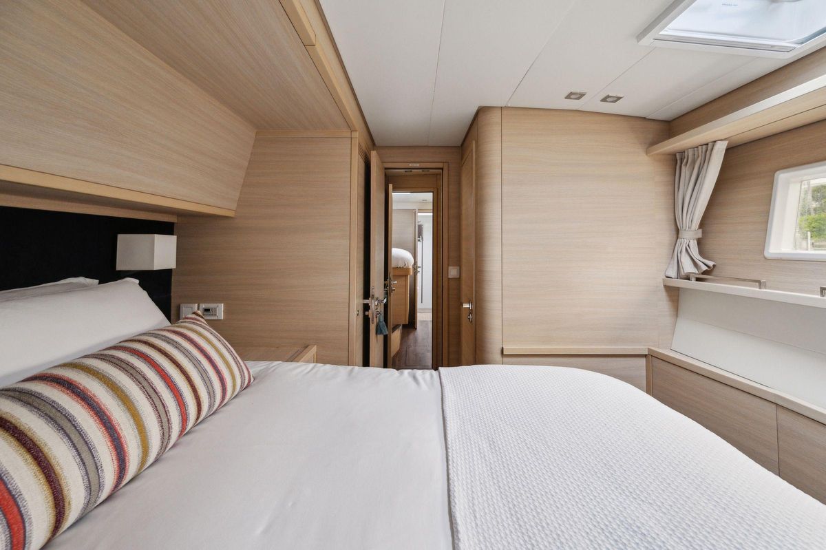 2014 Lagoon 62 