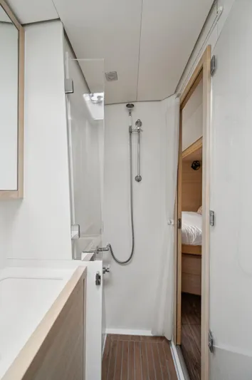 Nomada Yacht Photos Pics 