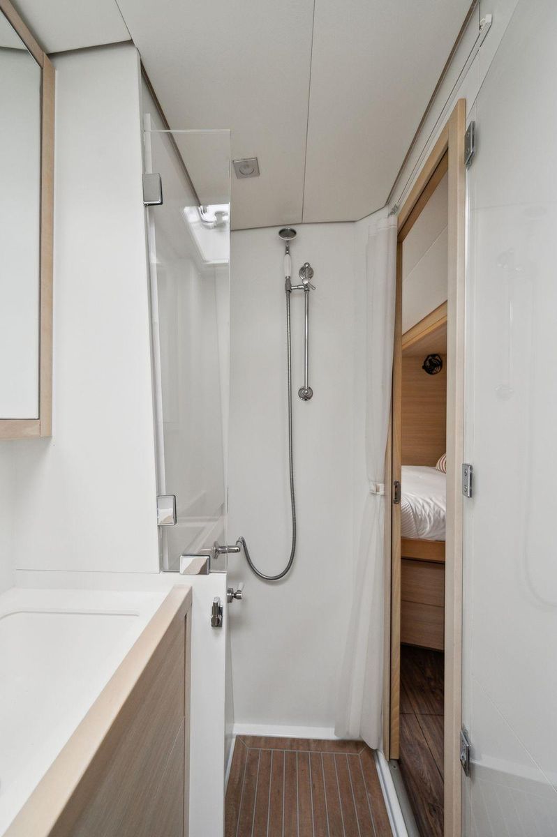 2014 Lagoon 62 