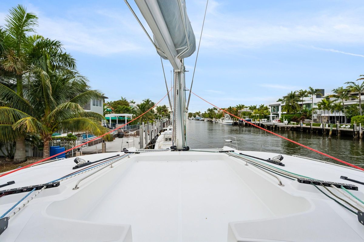2014 Lagoon 62 