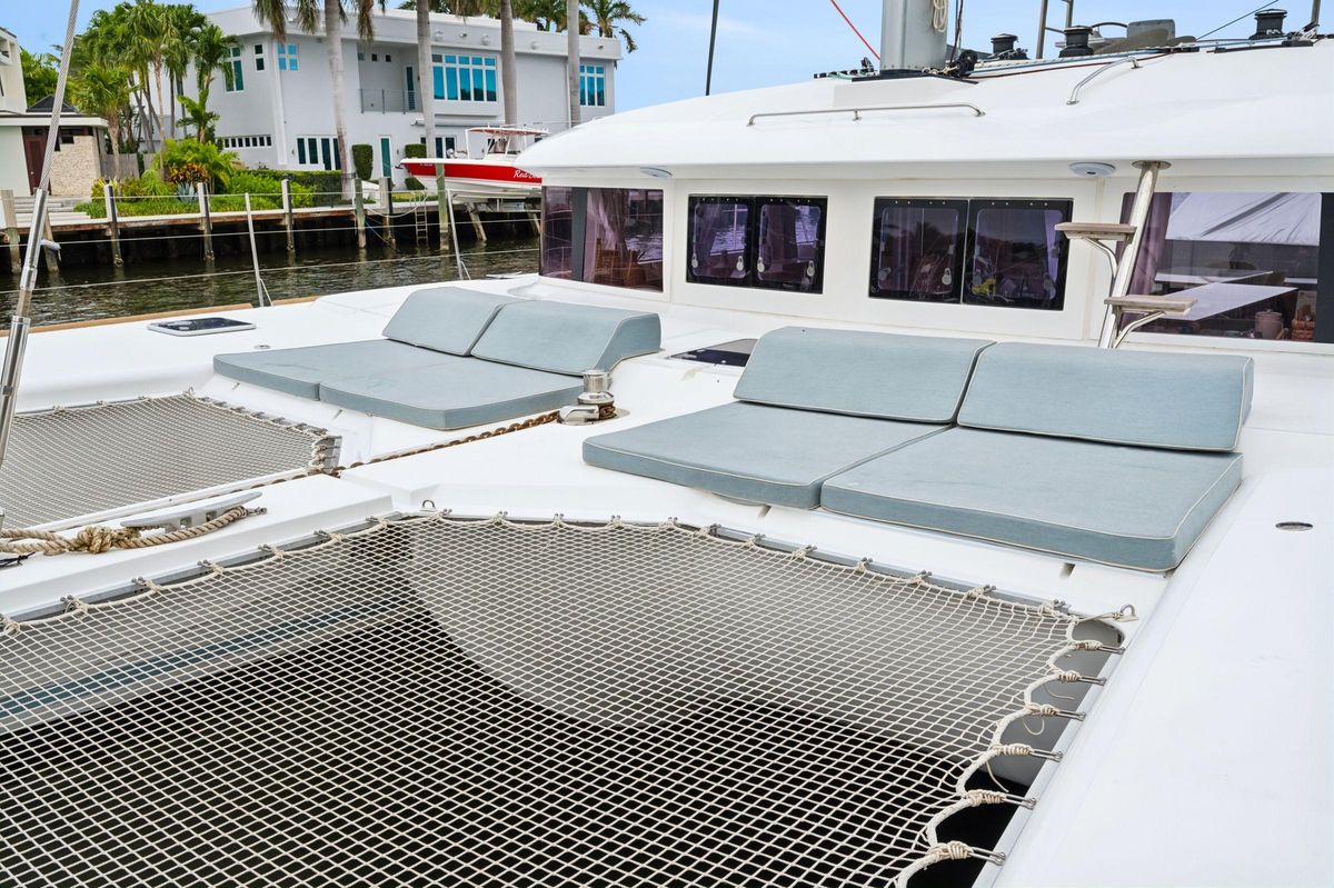 2014 Lagoon 62 