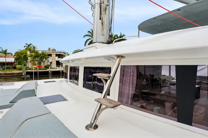 Nomada Yacht Photos Pics 