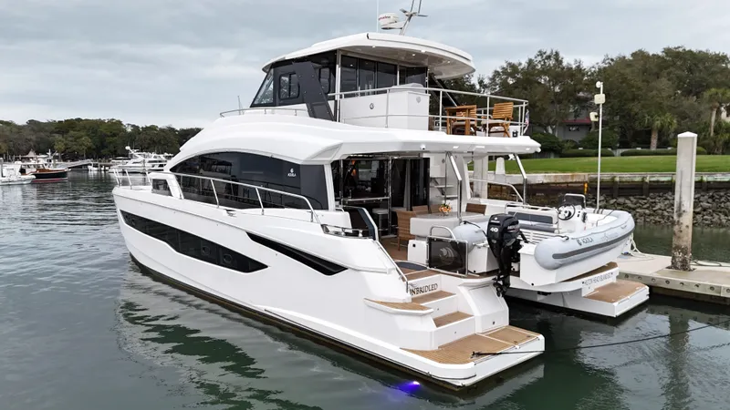 Unbridled Yacht Photos Pics 