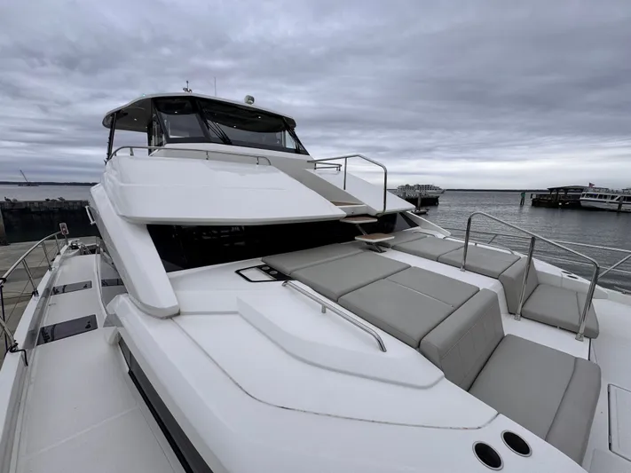 Unbridled Yacht Photos Pics 