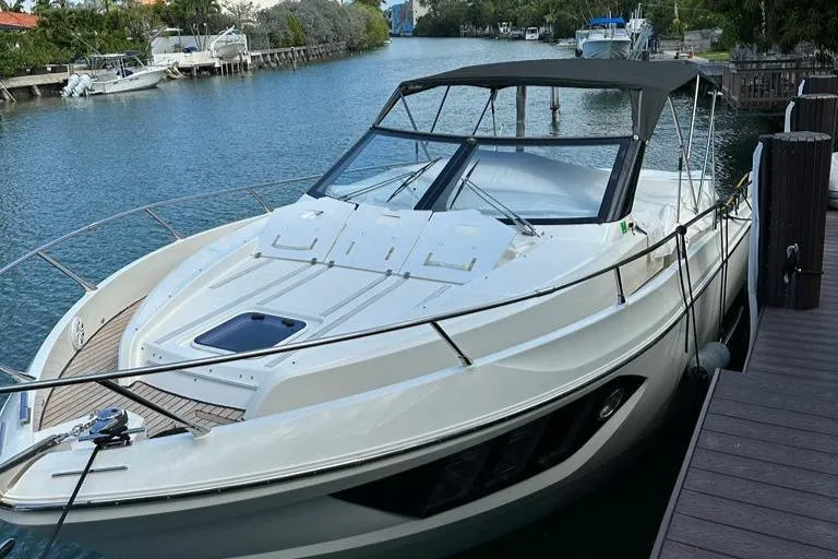 Amaretto Yacht Photos Pics 