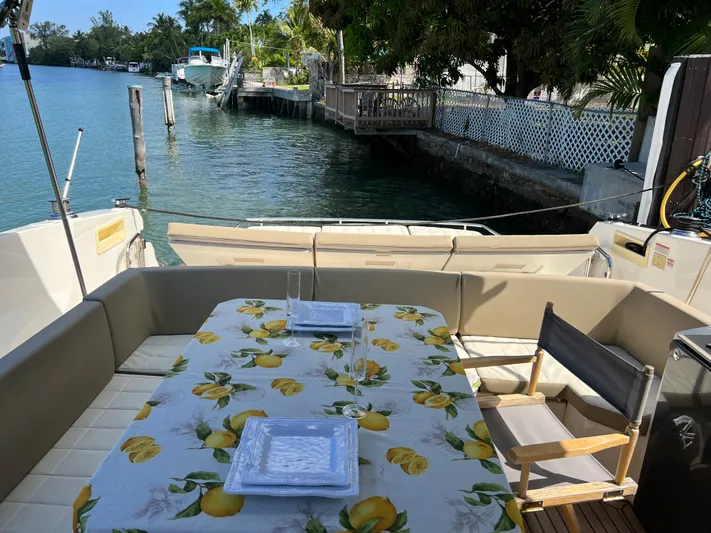 Amaretto Yacht Photos Pics 