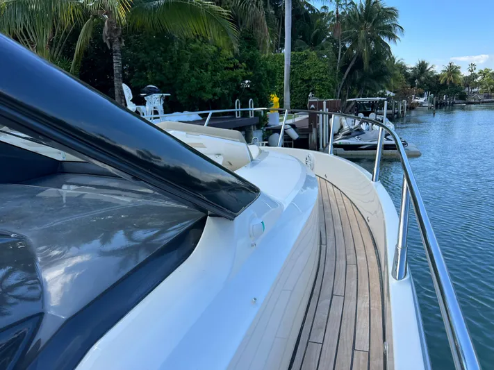 Amaretto Yacht Photos Pics 