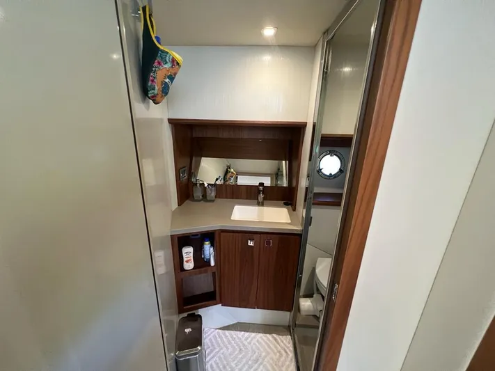 Amaretto Yacht Photos Pics 