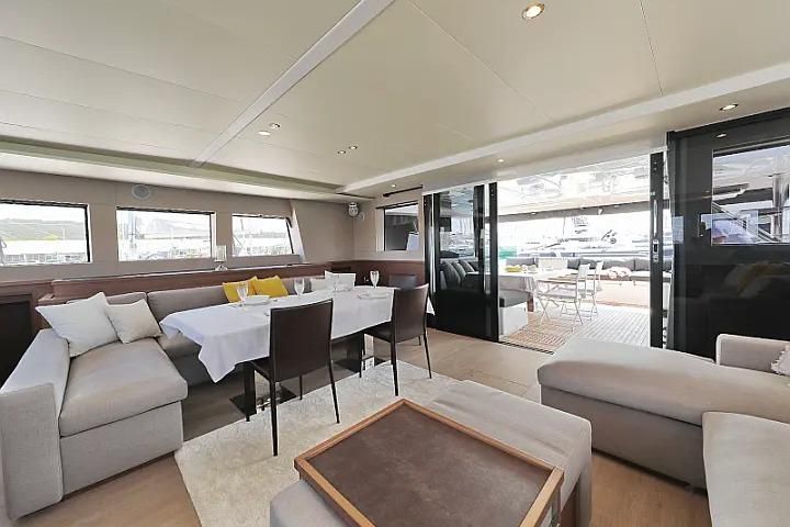 2018 Lagoon 62 