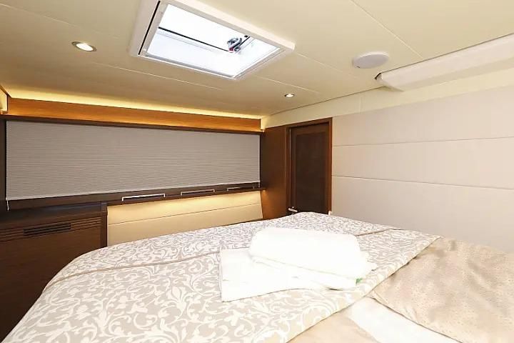 2018 Lagoon 62 