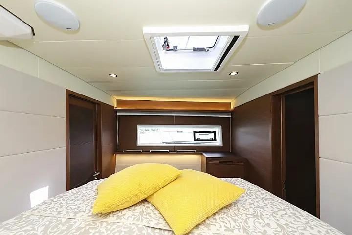 2018 Lagoon 62 