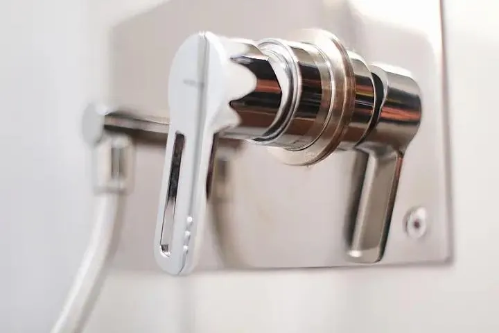 Masterdream Yacht Photos Pics Chrome faucet handle on Lagoon 620 Esense yacht, 2018 model.