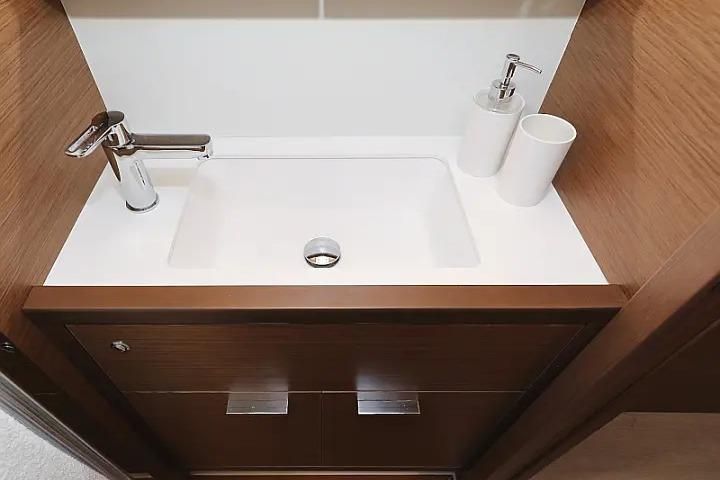 2018 Lagoon 62 