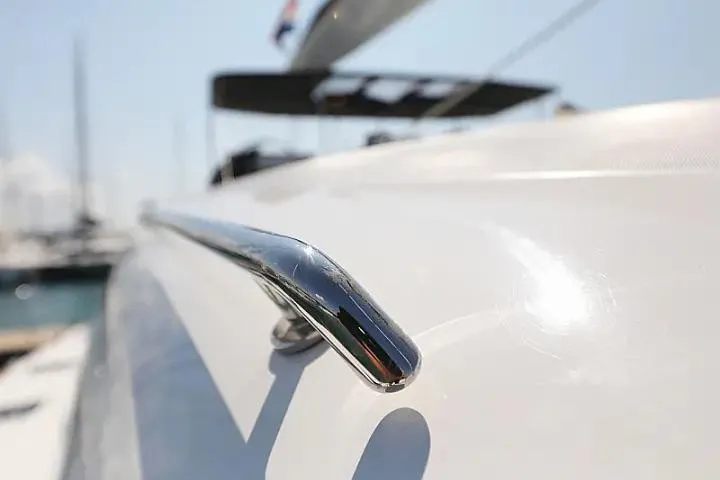 Masterdream Yacht Photos Pics Close-up of 2018 Lagoon 620 Esense yacht's sleek chrome railing.