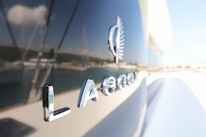 2018 Lagoon 62 