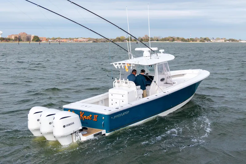 Why Knot II Yacht Photos Pics 