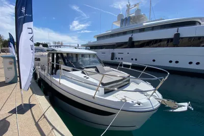 2025 Jeanneau MERRY FISHER 895 S2