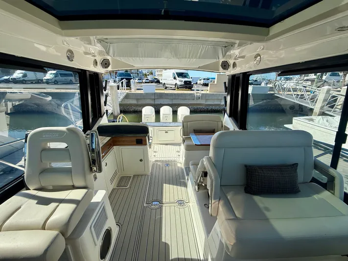 Explorer Yacht Photos Pics 