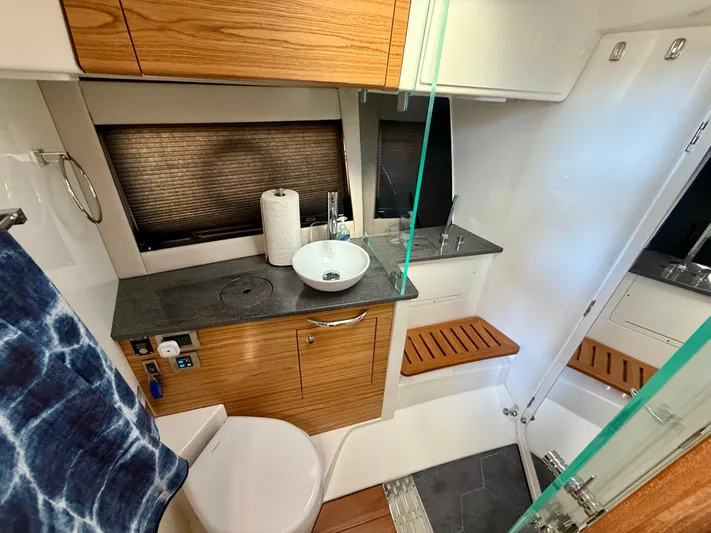 Explorer Yacht Photos Pics 