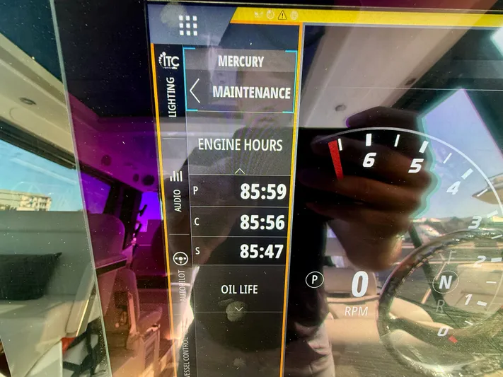 Explorer Yacht Photos Pics 