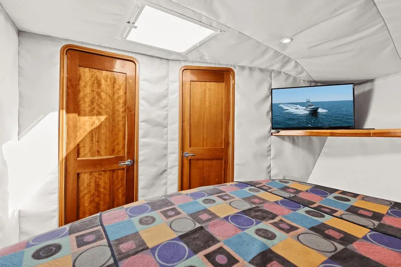 Blues Traveler Yacht Photos Pics 