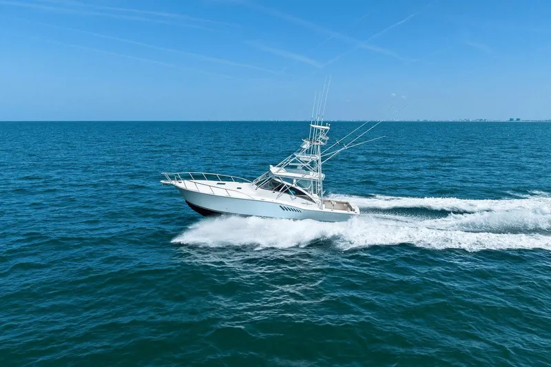 Blues Traveler Yacht Photos Pics 