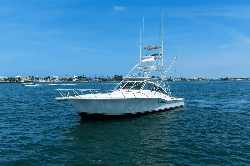 Blues Traveler Yacht Photos Pics 