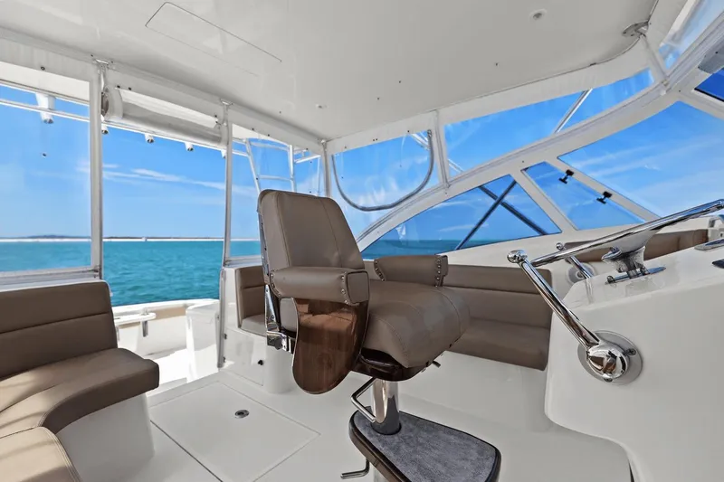 Blues Traveler Yacht Photos Pics 