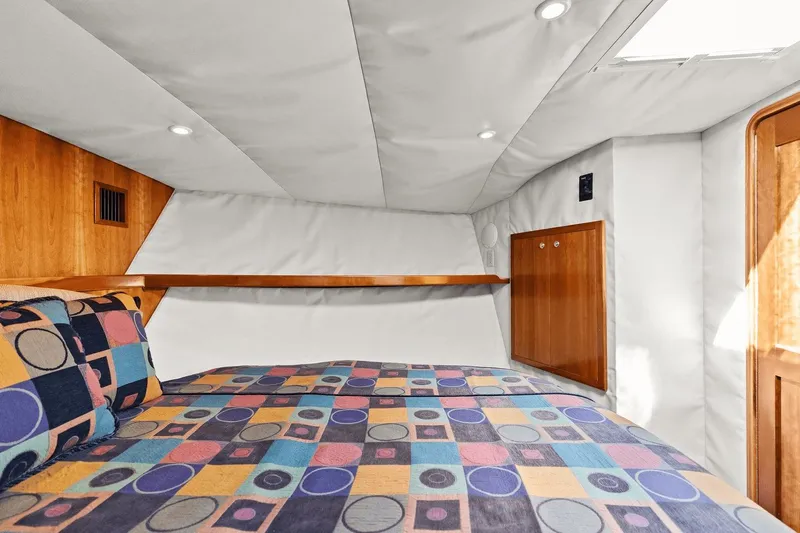 Blues Traveler Yacht Photos Pics 