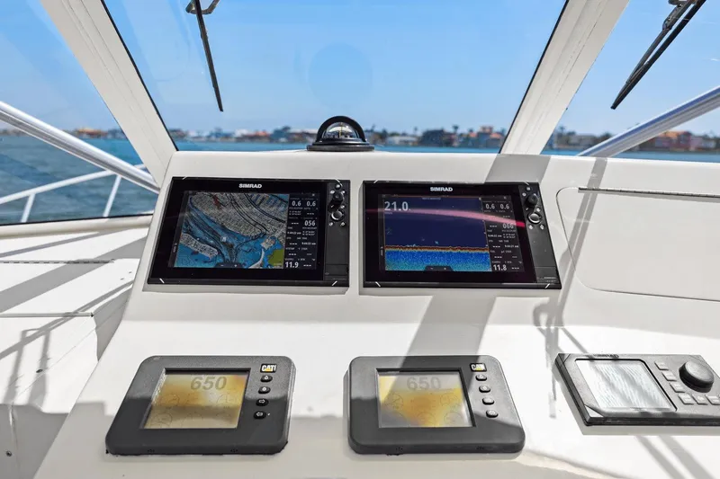 Blues Traveler Yacht Photos Pics 