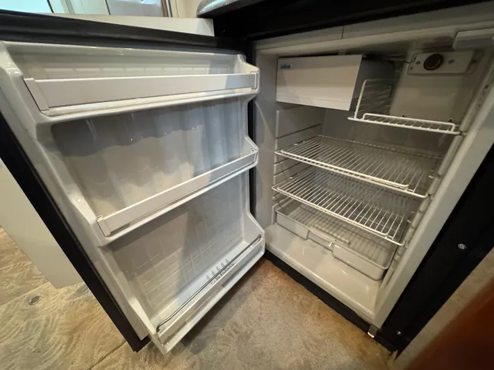 Yo Baby Yacht Photos Pics 