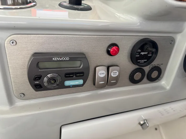 Yo Baby Yacht Photos Pics 