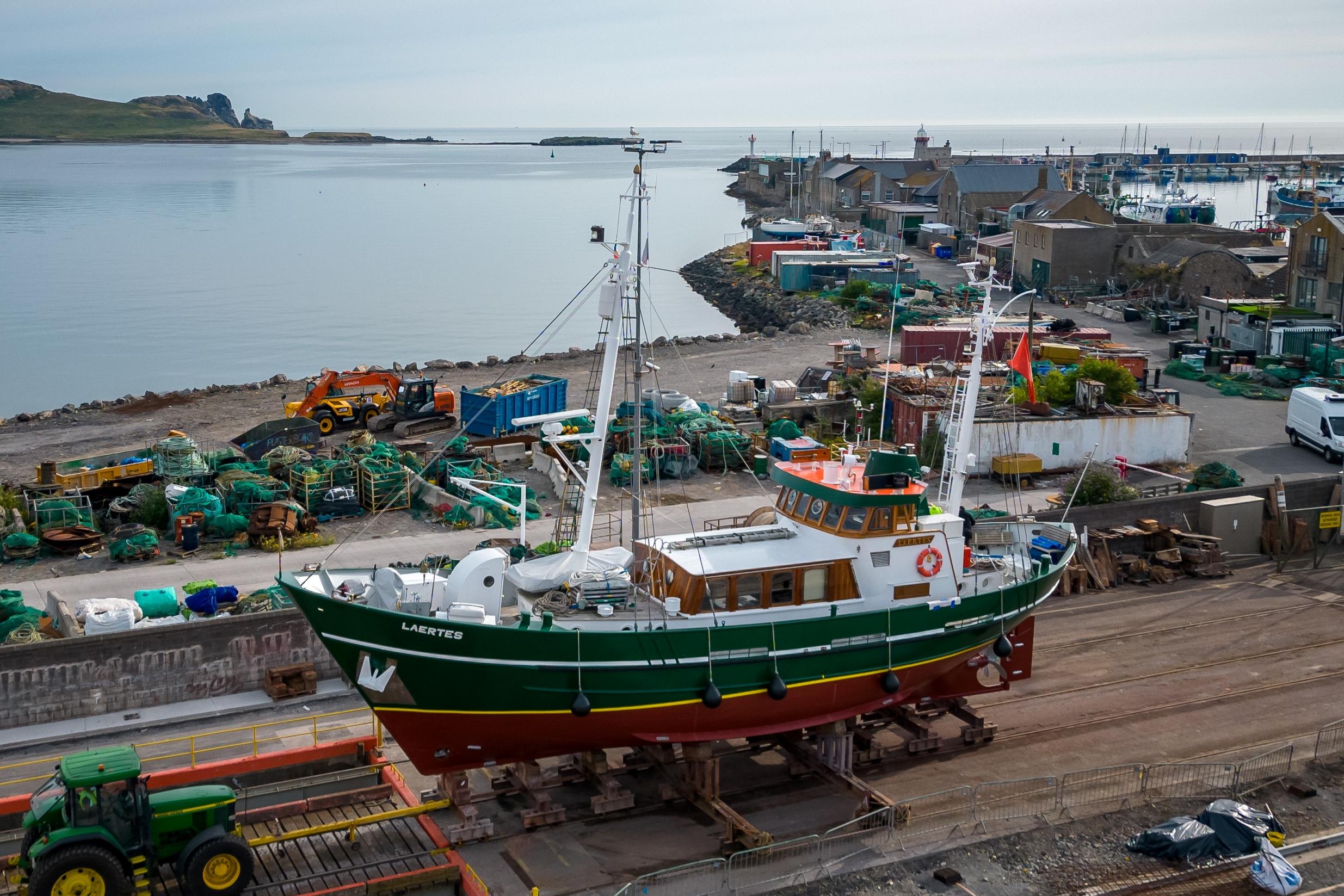 dutch trawler yacht