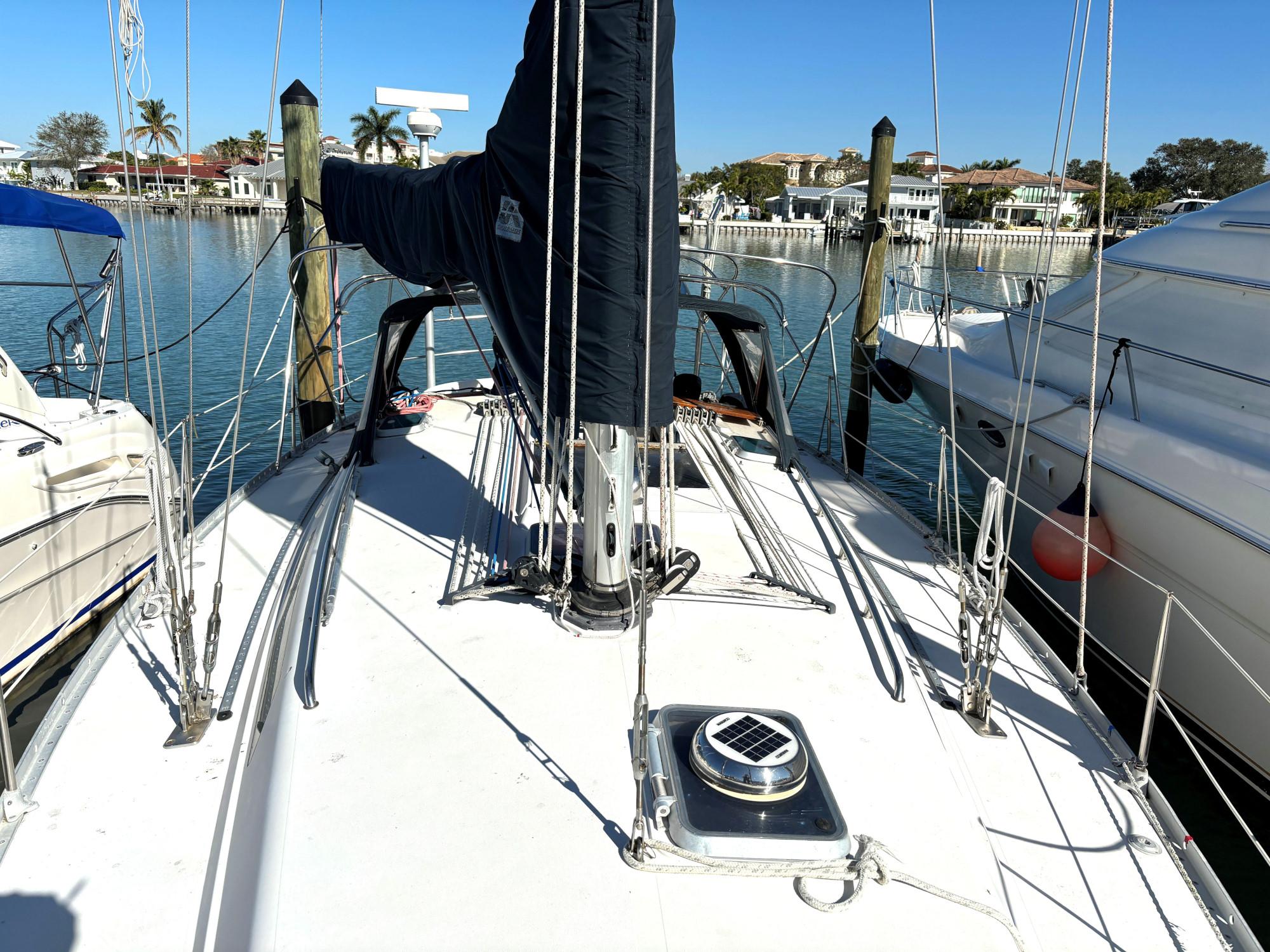 1989 CS 40 Sloop for sale - YachtWorld