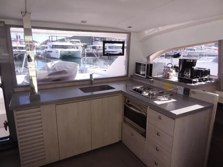 Panasea III Yacht Photos Pics 