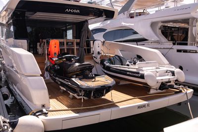 Yacht