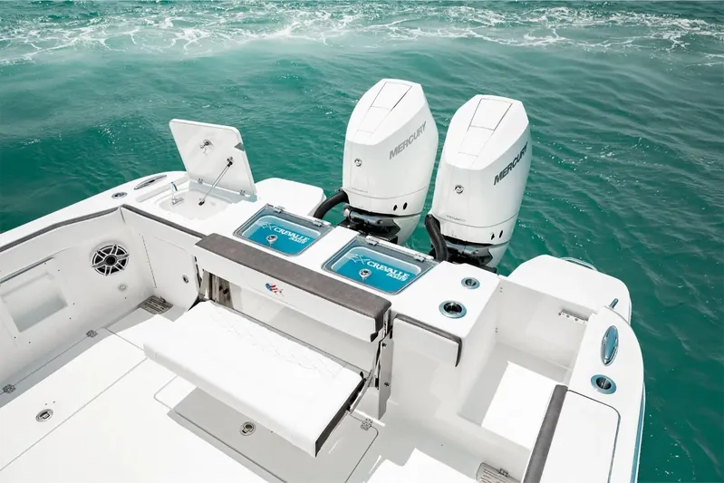  Yacht Photos Pics Manufacturer Provided Image