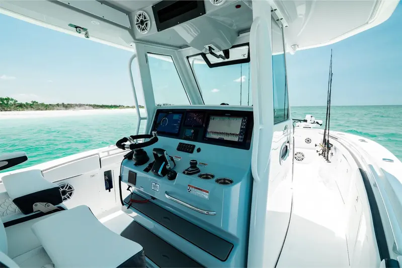  Yacht Photos Pics Manufacturer Provided Image