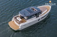 2023 Maxima 37