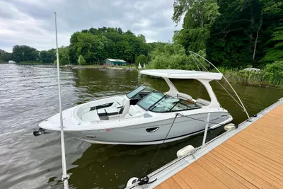 Regal 2800 Bowrider