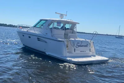 Tiara Yachts 3600 Sovran