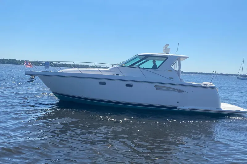 Galavant Yacht Photos Pics 