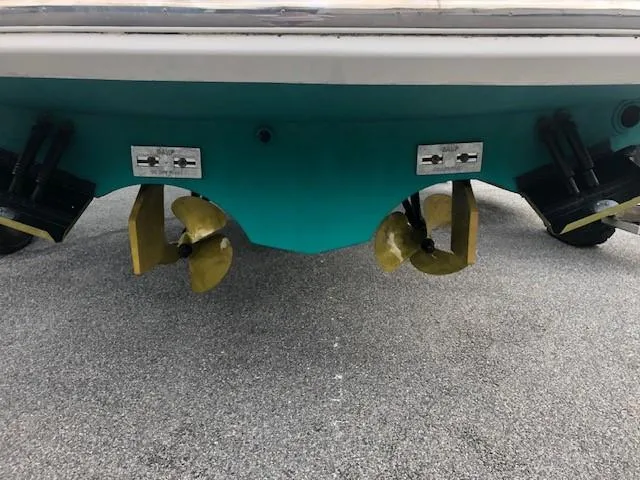 Galavant Yacht Photos Pics 