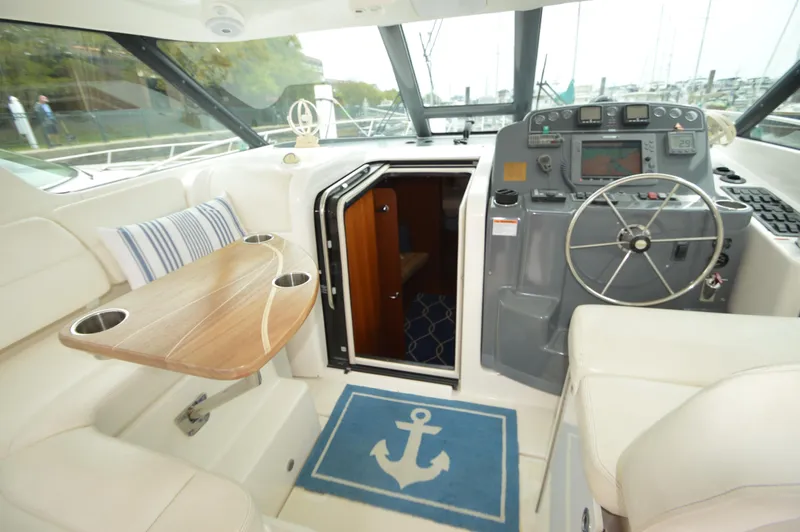 Galavant Yacht Photos Pics 