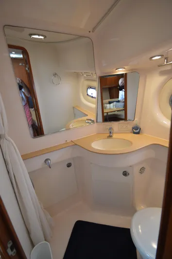 Galavant Yacht Photos Pics 