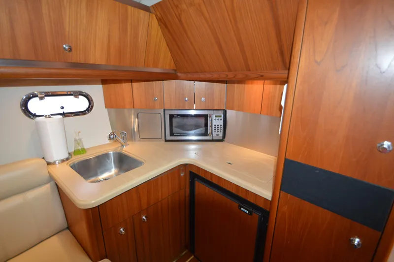 Galavant Yacht Photos Pics 