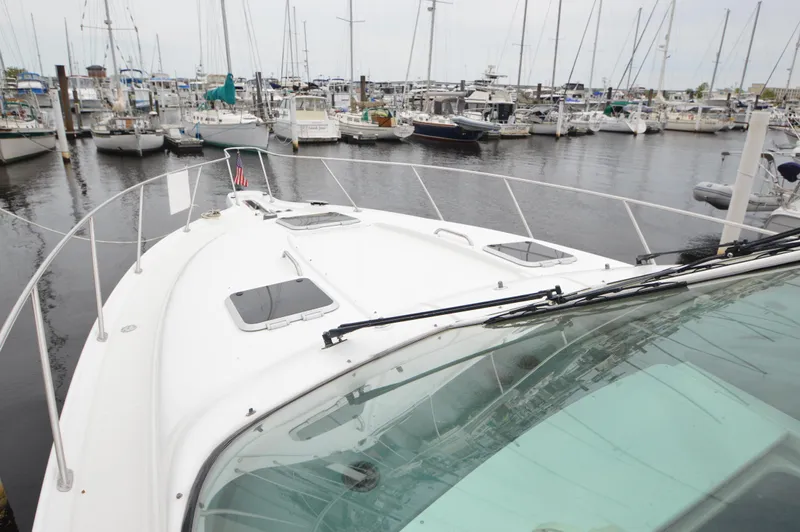 Galavant Yacht Photos Pics 